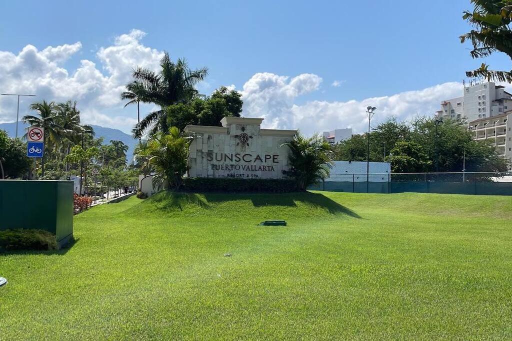 Beachfront View Condo Beside La Isla Mall Puerto Vallarta Exterior photo