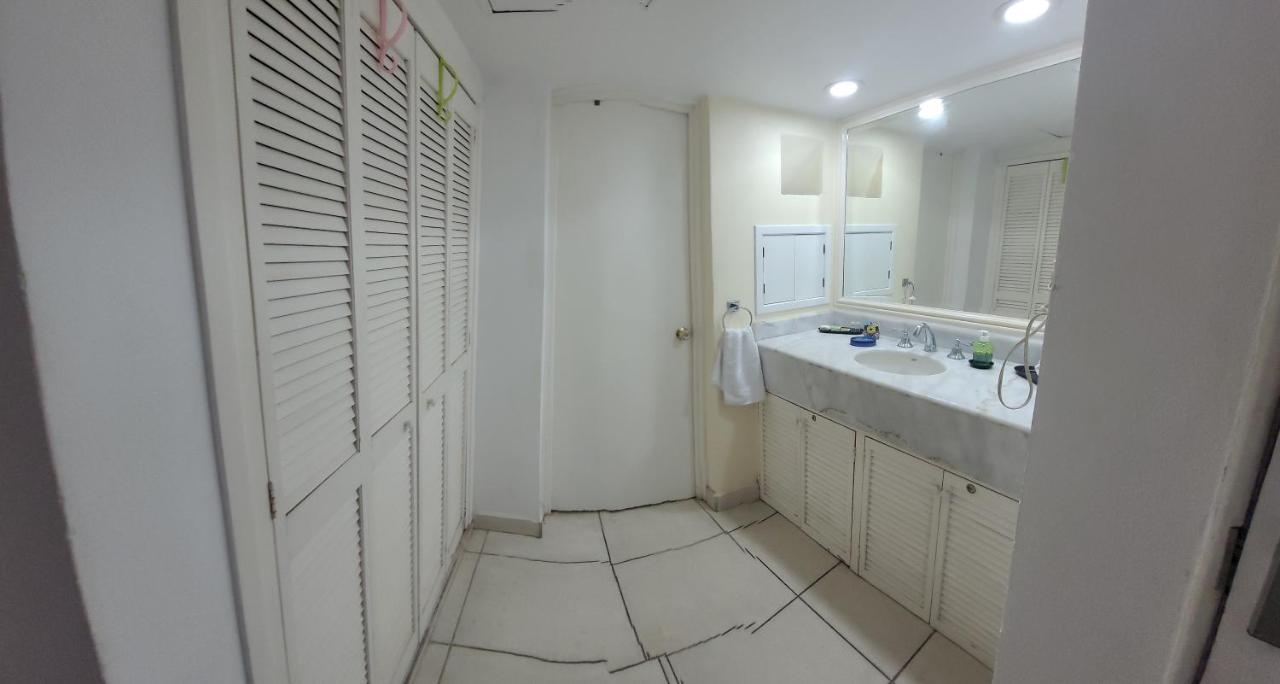 Beachfront View Condo Beside La Isla Mall Puerto Vallarta Exterior photo